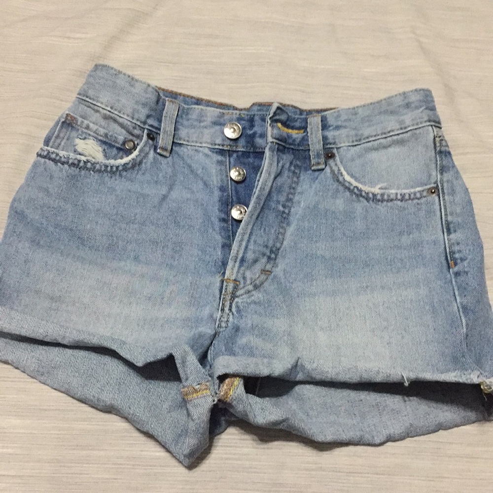 high waisted denim washed shorts